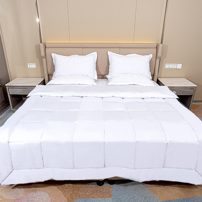 Cotton Cover lightweight polyester comforter ， ultra-soft duvet insert para sa mainit na panahon ， grs recycled microfiber breathable bed quilt